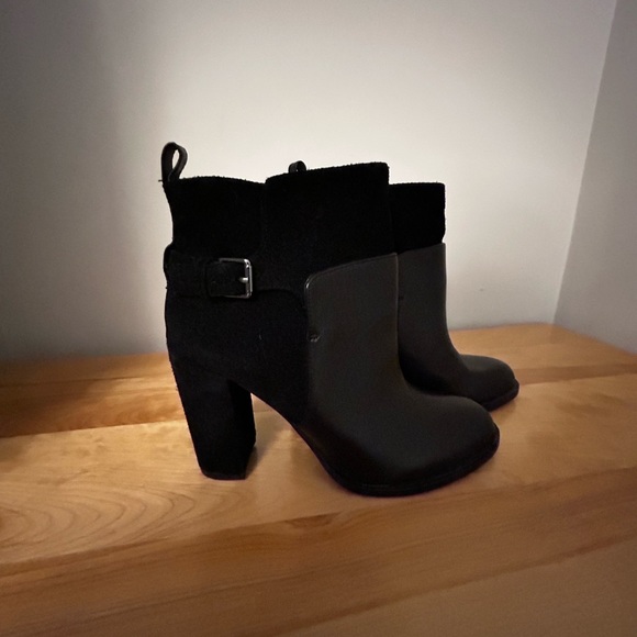 NWOT Nine West Heeled Boots - Picture 1 of 6